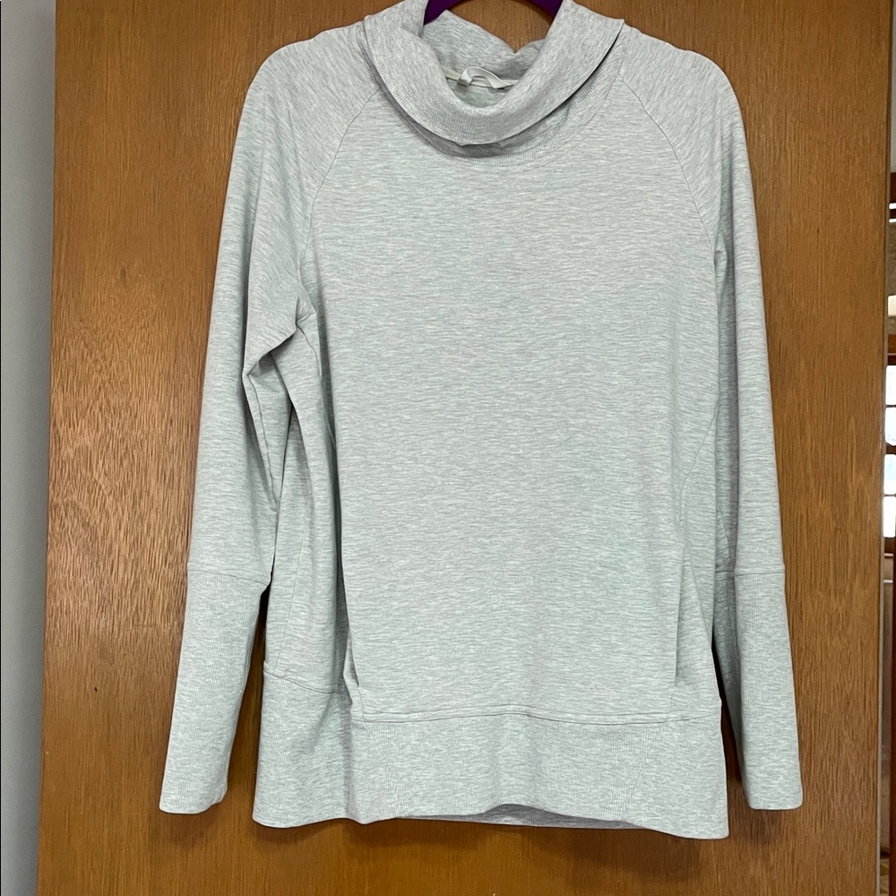 Lululemon Grey Heather Cowl Casual Athletic Workout Pullover Sweatshirt sz 10